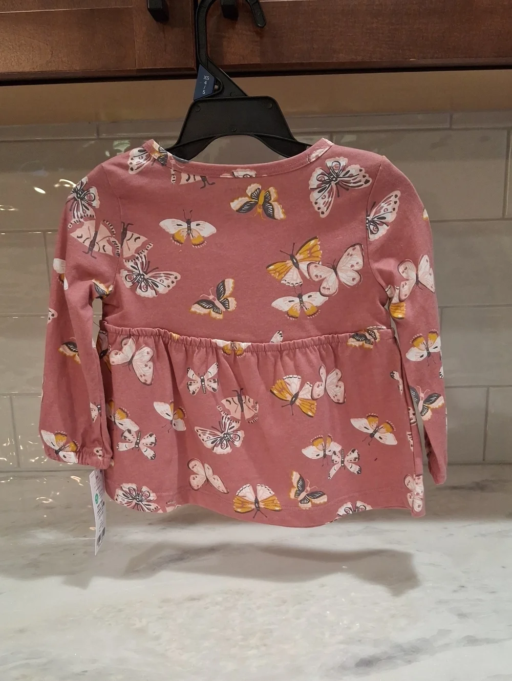 Girl's Mismatched Outfit